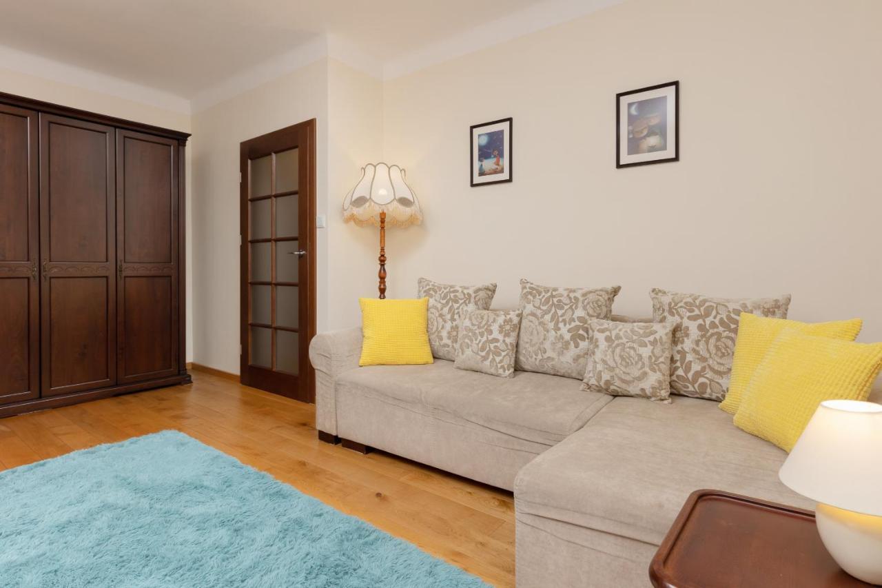 ורשה Metro Raclawicka Cozy Studio Apartment By Noclegi Renters מראה חיצוני תמונה