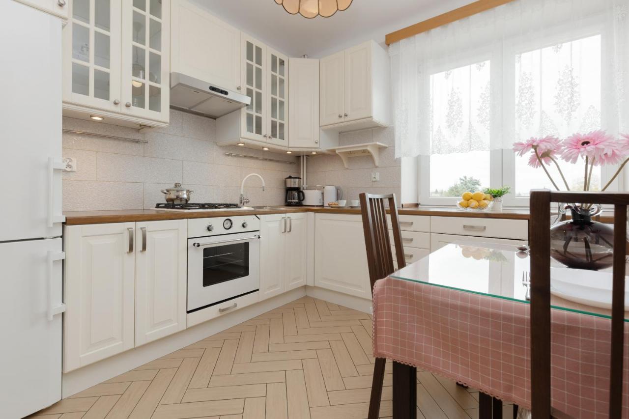 ורשה Metro Raclawicka Cozy Studio Apartment By Noclegi Renters מראה חיצוני תמונה