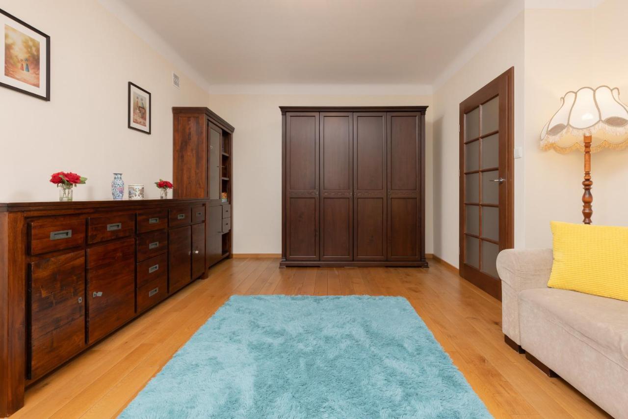ורשה Metro Raclawicka Cozy Studio Apartment By Noclegi Renters מראה חיצוני תמונה